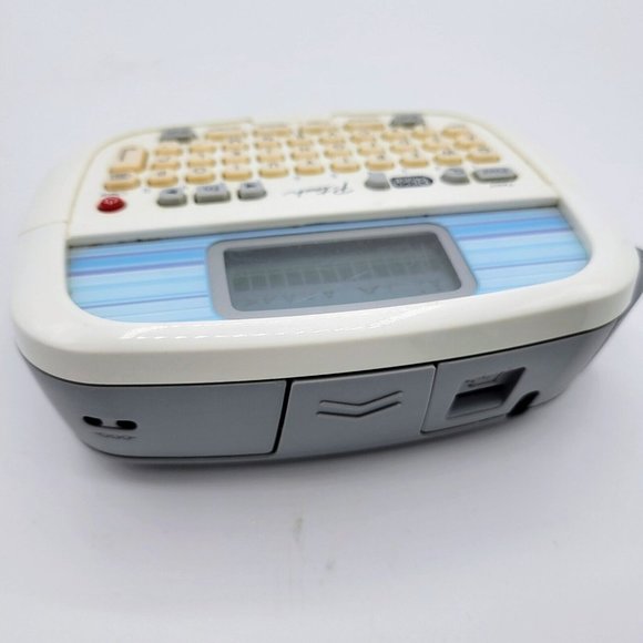 Brother Label Maker Battery Operated Machine  Tested - Picture 2 of 12